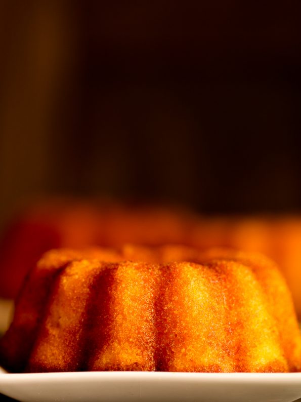 Semolina orange marmalade cake