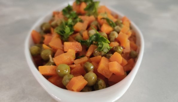 Punjabi Carrot Peas Curry